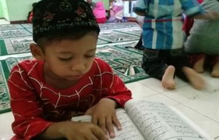 Pendidikan Al-Qur'an Sejak Dini Lewat TPA Bina Insani Dusun Semail